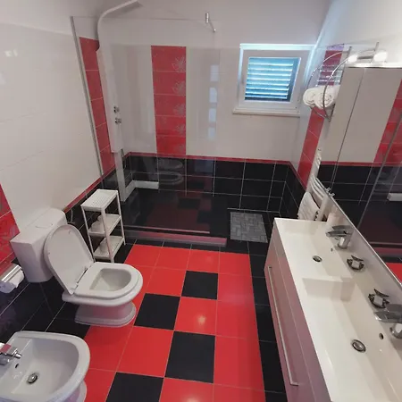 Cvita - Natali Aparthotel