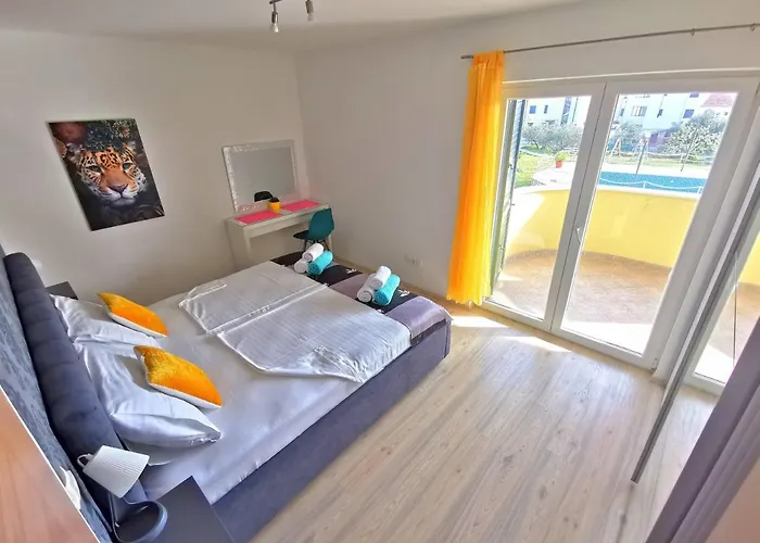 Cvita - Natali 4* Рогозница