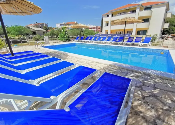 Cvita - Natali Апарт-отель Рогозница